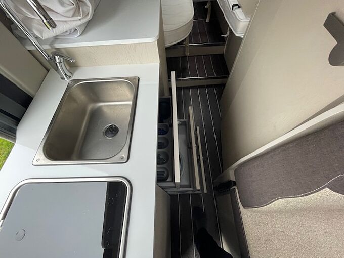 Rimor Kastenwagen XGO 104